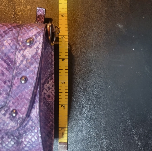 Guess Clutch with wallet and checkbook cover. Has a chain link strap.  Excellent - Picture 7 of 11